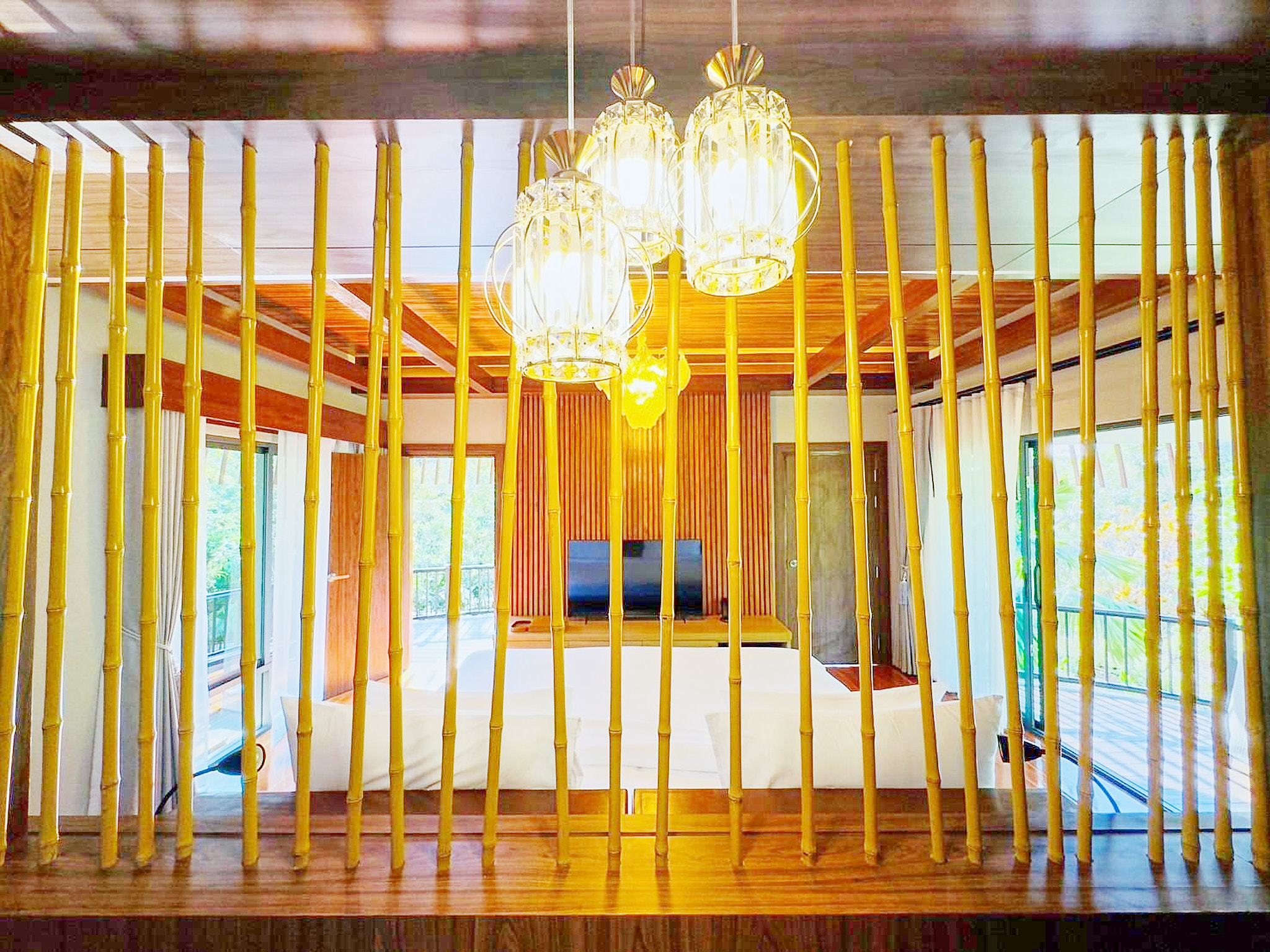Cabin_Deluxe_2