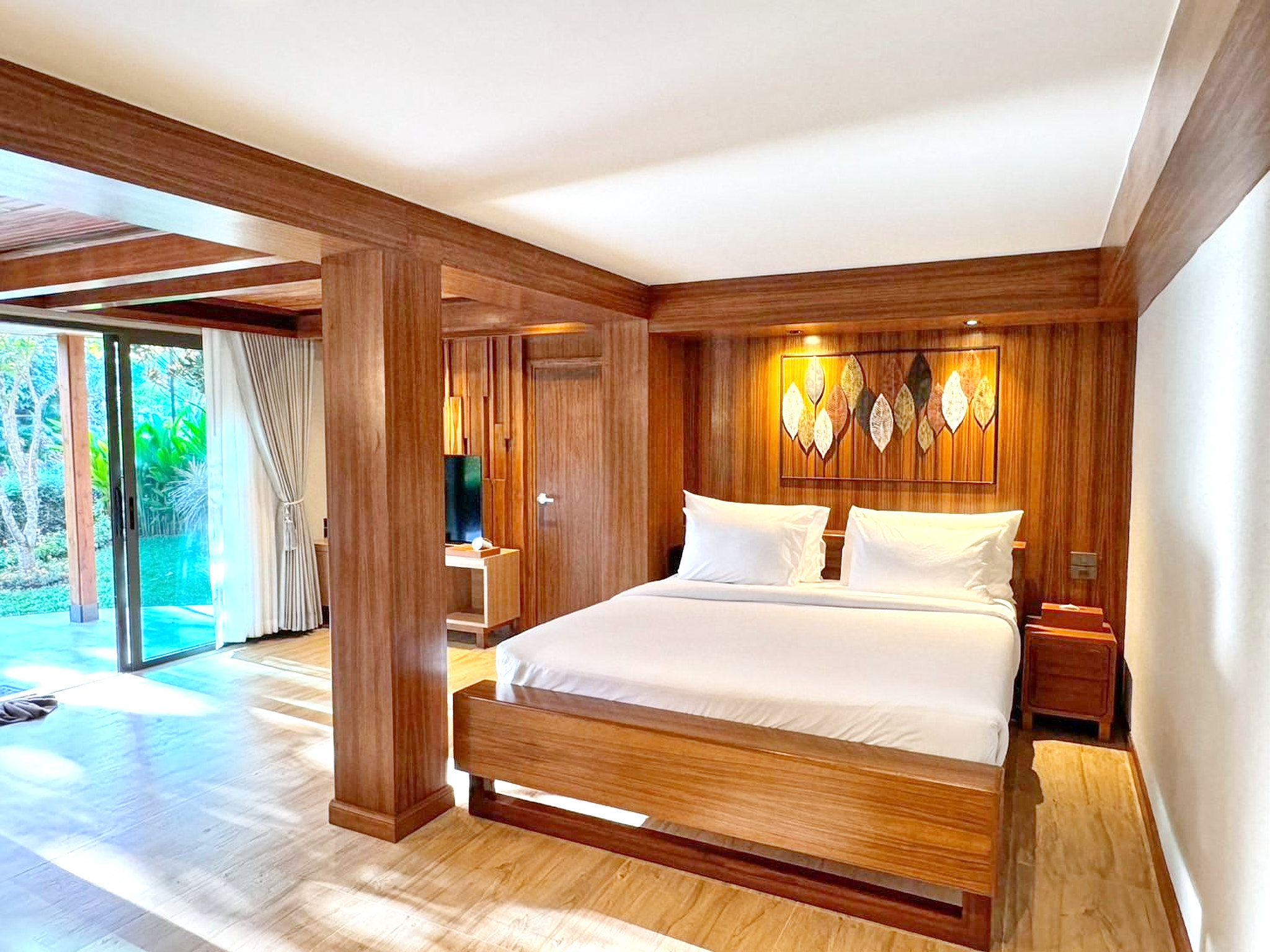 Cabin_Deluxe_3